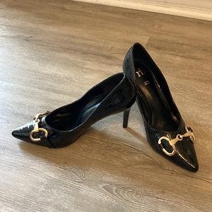 Brand new Rocco Barocco shoes. Italian brand. Authentic. Size 40 eu (9 us).